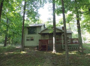 148 S Wanda Lake Pl, West Terre Haute, IN