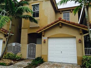 6272 Sw 164th, Miami, FL 33193