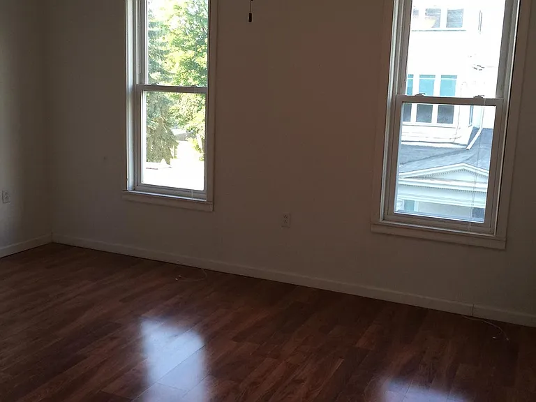 1507 Capouse Ave — Photo 21