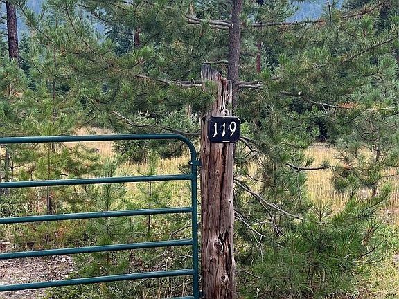 3rd image of 119 Mountain Home Ln