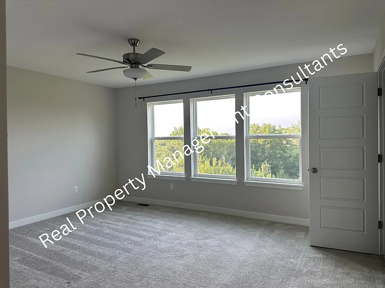 1628 SW Buckthorn St — Photo 12