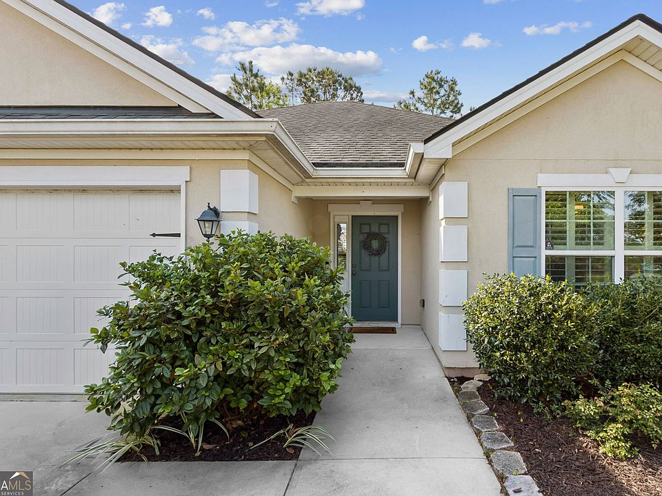 1st image of 102 Brooklet Cir