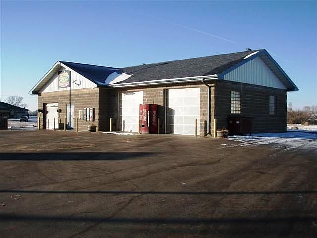 1st image of 351 S 1st St