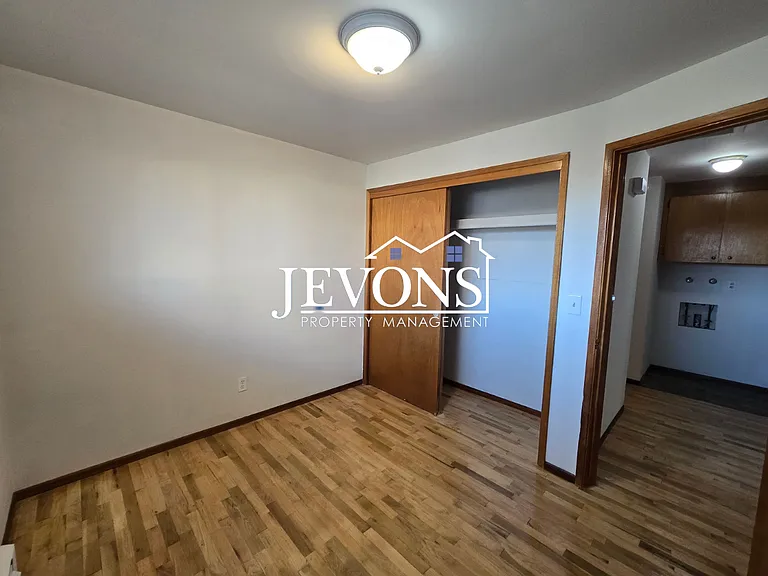 1418 Cornell Ave — Photo 8