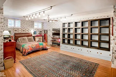 Rented by Brown Harris Stevens