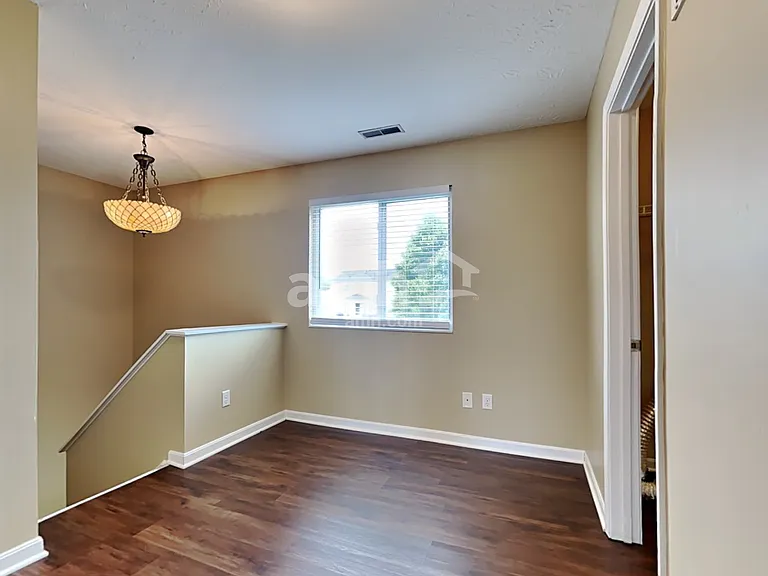 6598 Brampton Abbey — Photo 15