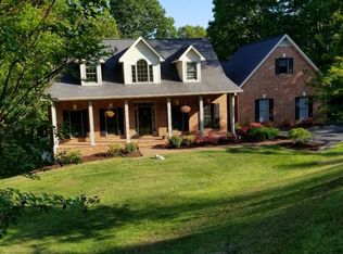 975 Rocky Knoll Ln, Danville, VA 24541