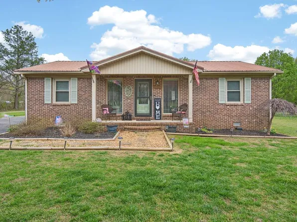 2912 Zeb Warren Rd, Cookeville, TN 38506