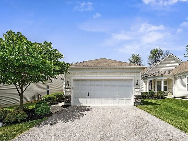 579 Prizer Ct — Photo 2