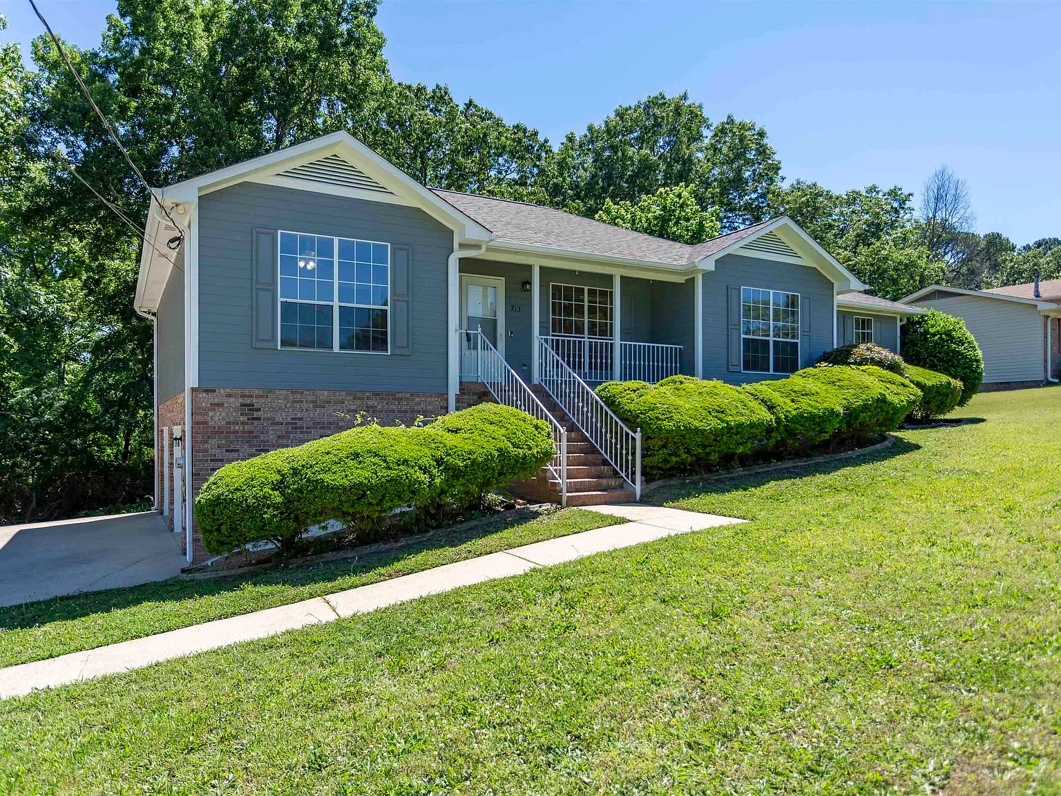 3 bed, 2.0 bath, $2,300 — Photo 4