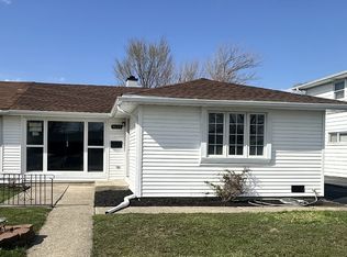 4648 W 88th Pl, Hometown, IL