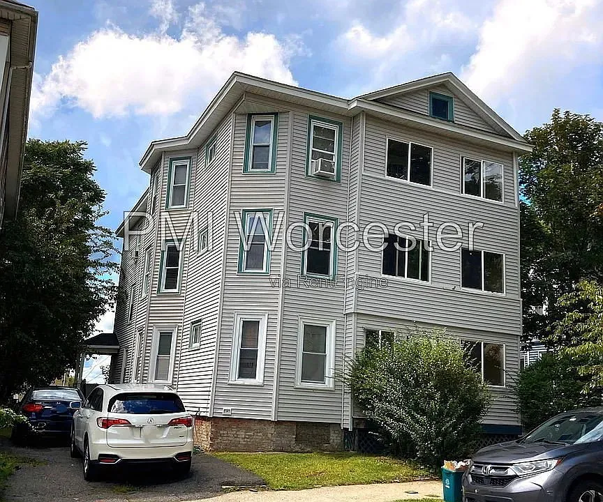 25 Almont Ave
