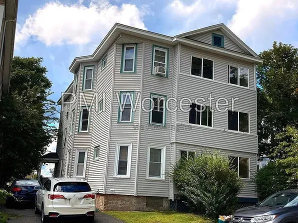 25 Almont Ave, Worcester, MA 01604