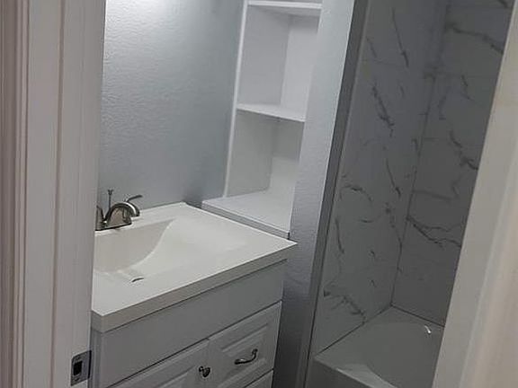 3rd image of 296 Hummingbird Estate Ln
