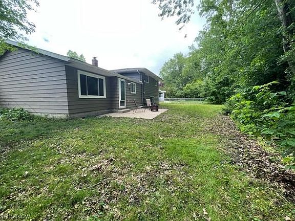 4th image of 24025 Palm Dr