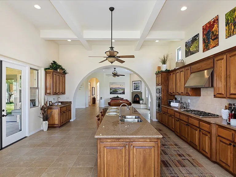 37605 Via De Los Arboles — Photo 16