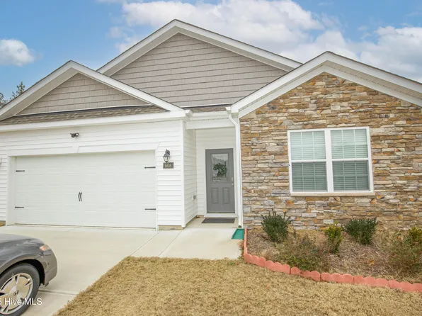 608 Rex Ct, Carthage, NC 28327