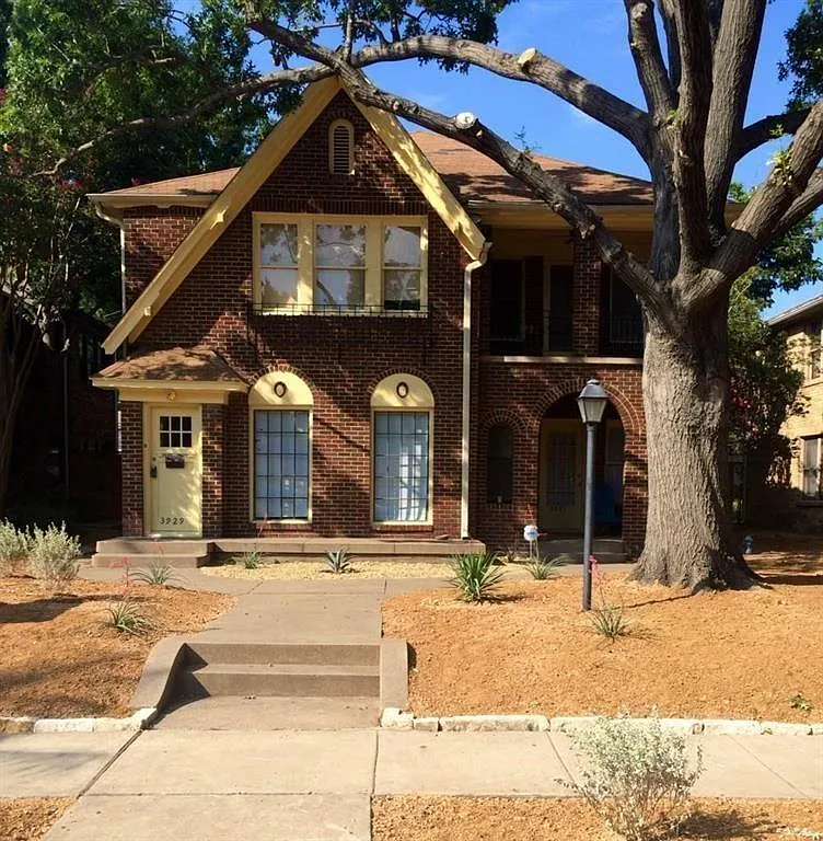 2 bed, 1325 sqft, $2,150 — Photo 4