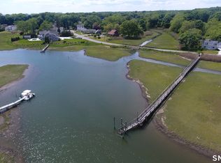 29 Old Post Road, Old Saybrook, CT 06475