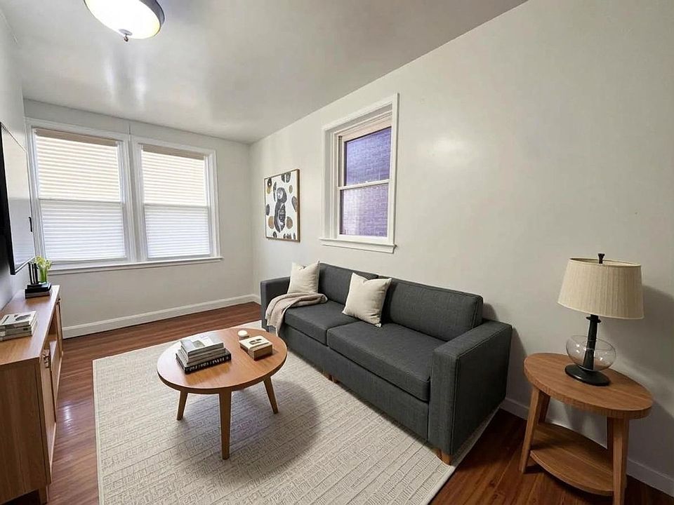 1st image of 611 Wallace St #2