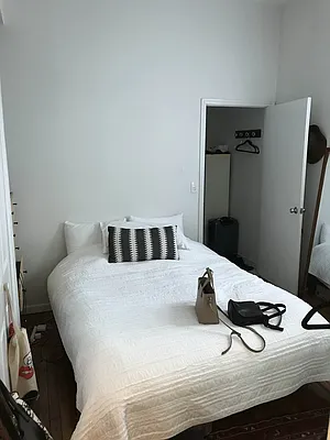 Rented by Flatiron Real Estate Advisors LLC | media 11