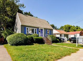 35 Meyer St, Roslindale, MA 02131