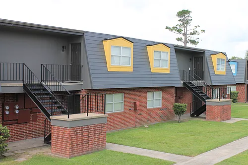 Commons @ McNeese Photo 1