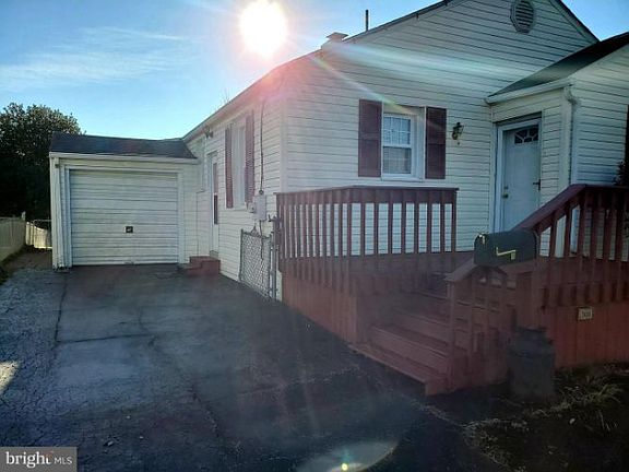 2nd image of 2406 McKinley Ave