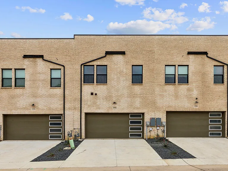 1276 Daybreak Dr — Photo 5