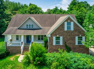 2494 Turnstone Dr, Soddy Daisy, TN 37379