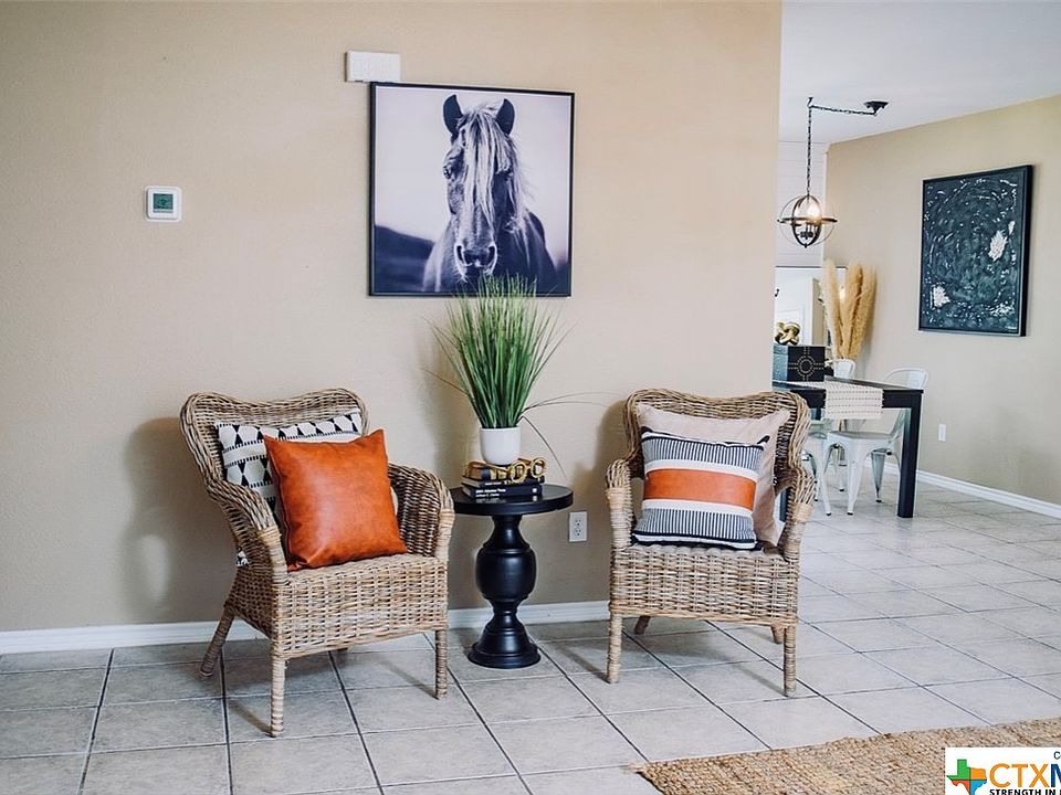 523 Woodlake Dr, Mc Queeney, TX 78123 Zillow