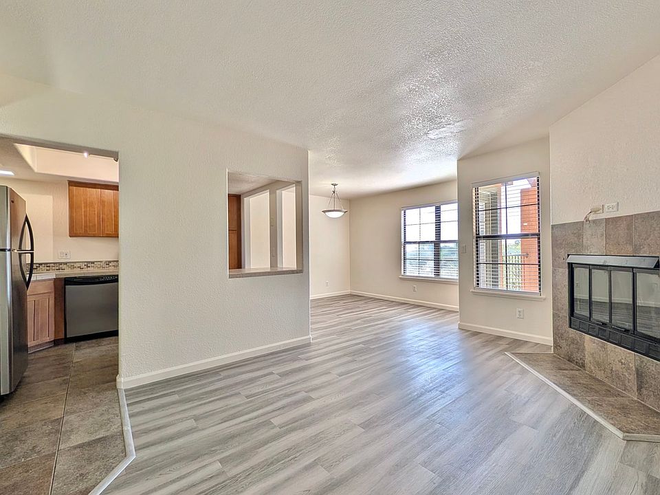 1st image of 6651 N Campbell Ave APT 275