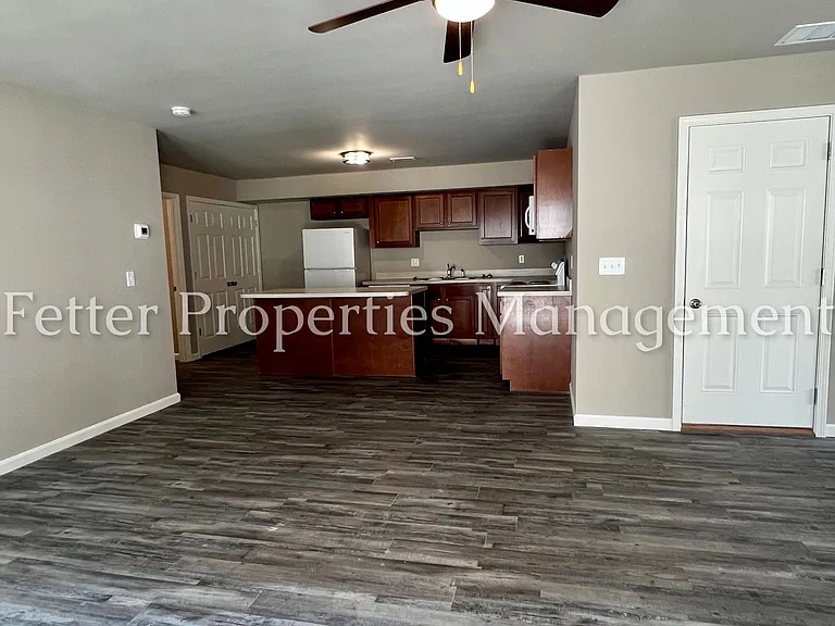5248 Canyon Cir #C — Photo 7