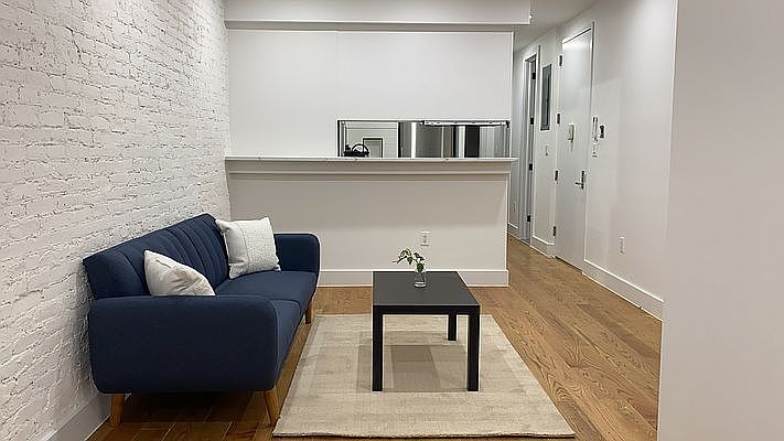1st image of 899 Pacific St APT 3