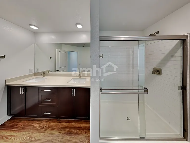 3344 Blodwen St — Photo 10