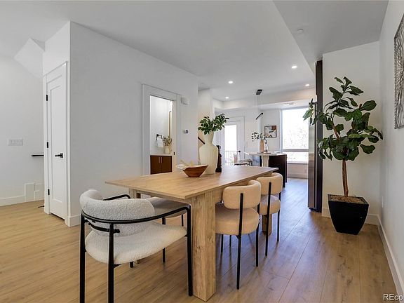 3rd image of 5055 Cody Street #E