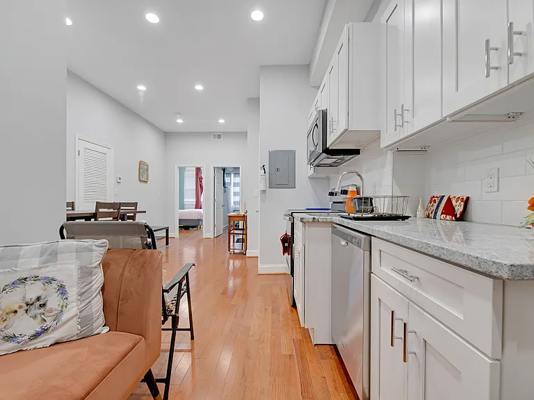 1414 14th St NW #A — Photo 5