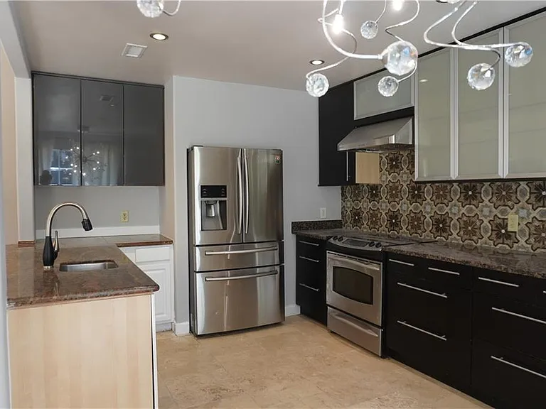 626 Beaver Run Trce — Photo 4