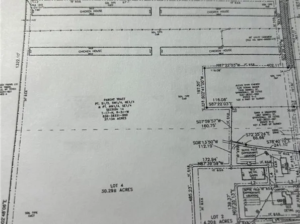 Dowell Rd #4, Springdale, AR 72762
