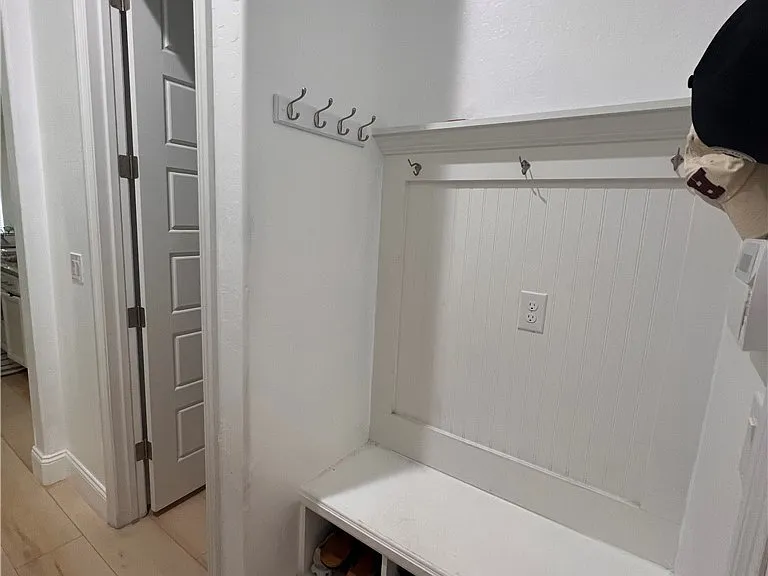 116 Colantonio Ct — Photo 31