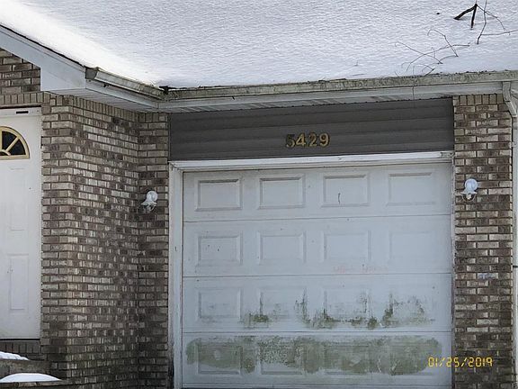 2nd image of 5429 Meadow Ave #31