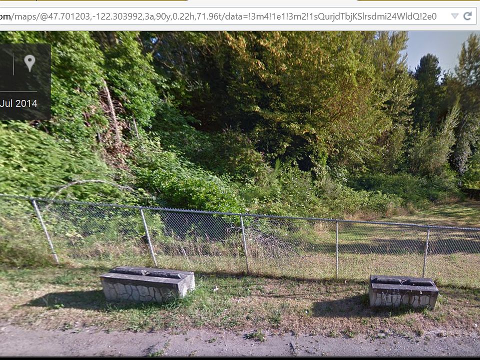 2nd image of 2199 Ne 100nd St
