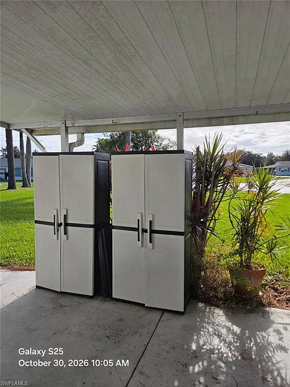 2 bed, 2.0 bath, 853 sqft, $1,695 — Photo 2