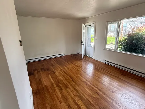 4004 SE 36th Ave, Portland, OR 97202