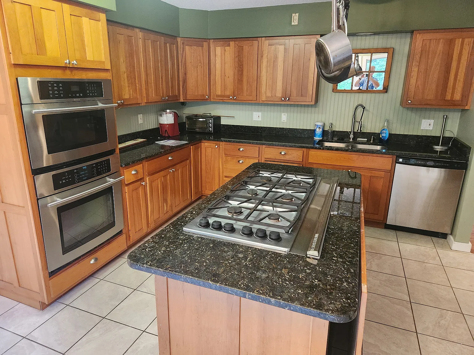 3 bed, 2.5 bath, $4,500 — Photo 3