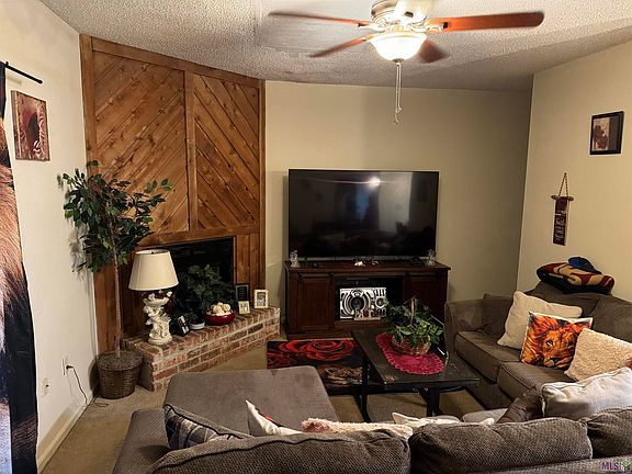 5th image of 13755 Kenner Ave APT C