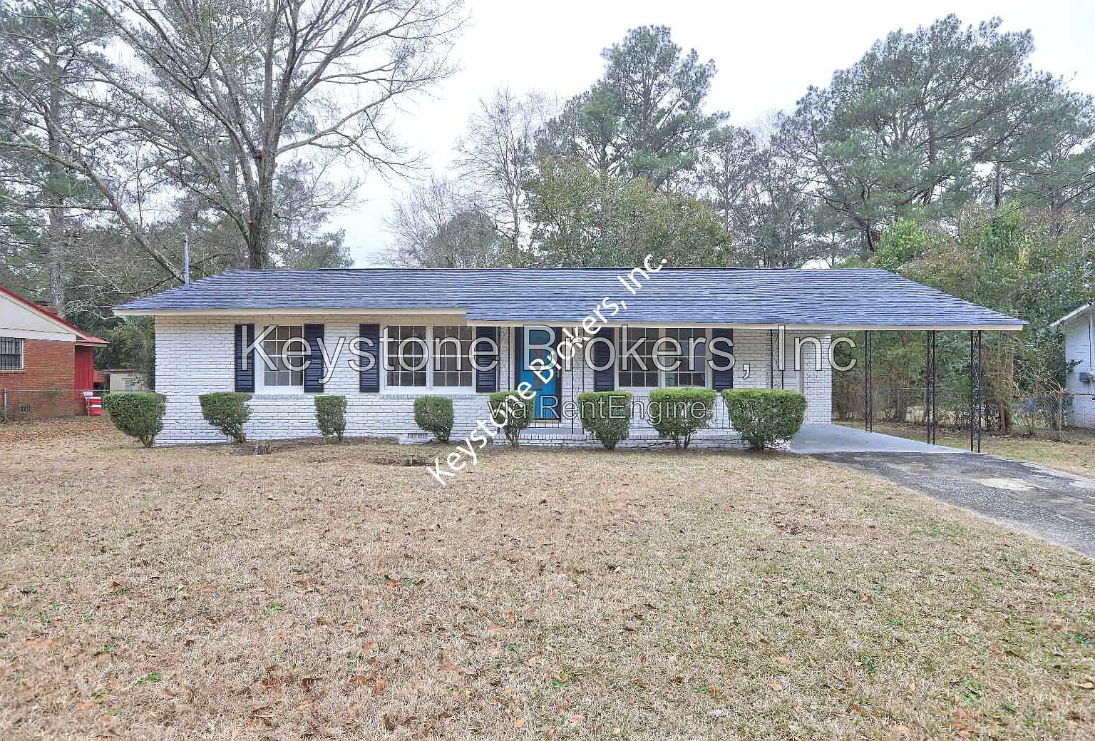 3 bed, 1.5 bath, 1025 sqft, $950 — Photo 1