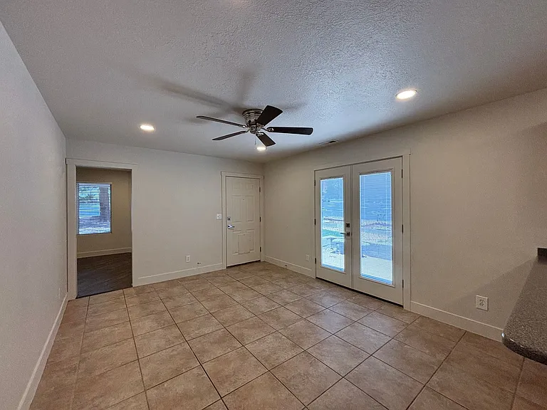 696 N 600 W #B — Photo 6