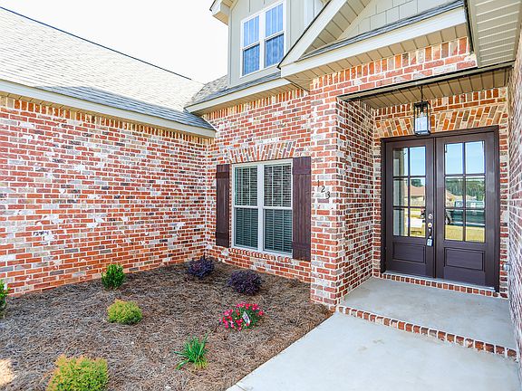 2nd image of 123 Brook Hollow Ct