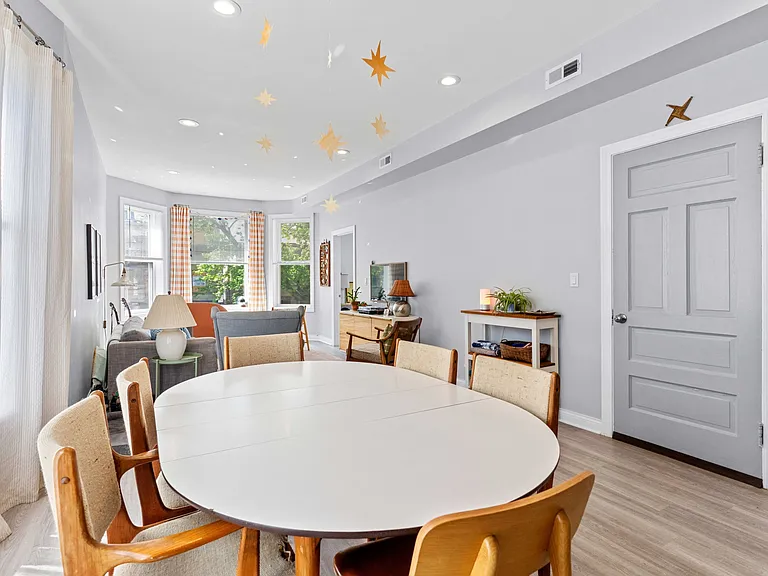 1414 W Summerdale Ave #2 — Photo 3